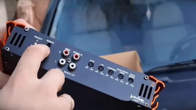 Как настроить усилитель для сабвуфера? Обзор DL Audio Barracuda 1.600 смотреть онлайн