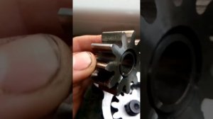 Насос масляный Т-40 Д144-1403010. ОСТОРОЖНО