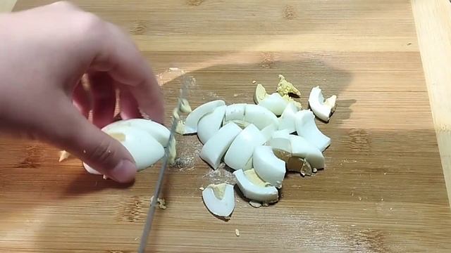 Мой "Ходовой" САЛАТ,который побил ВСЕ рекорды по скорости приготовления! Всего 4 продукта в составе смотреть онлайн