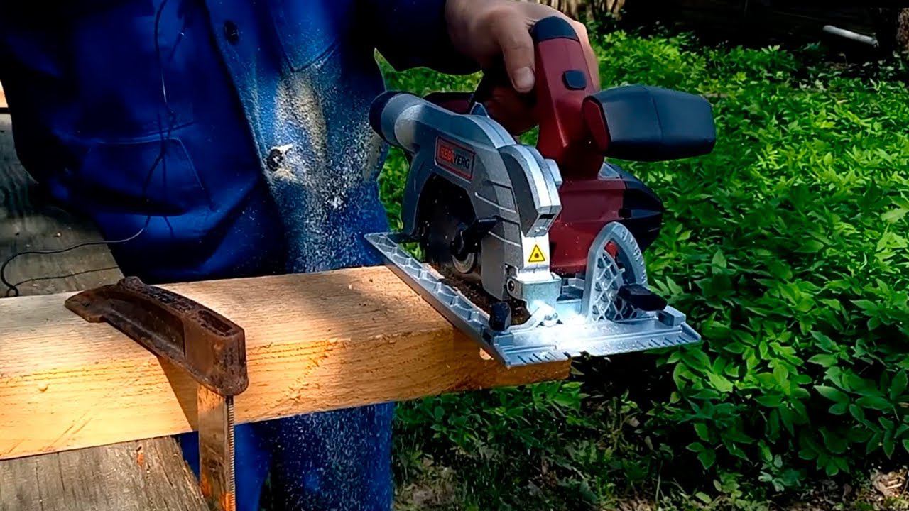 Ручная циркулярка без проводов. Аккумуляторная дисковая пила REDVERG RD-CS18-50/U смотреть онлайн