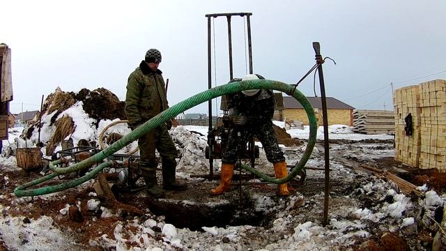 Гайковерт LANNERET 950 Вт против Дрели Интерскол Д-16 1050 Вт смотреть онлайн