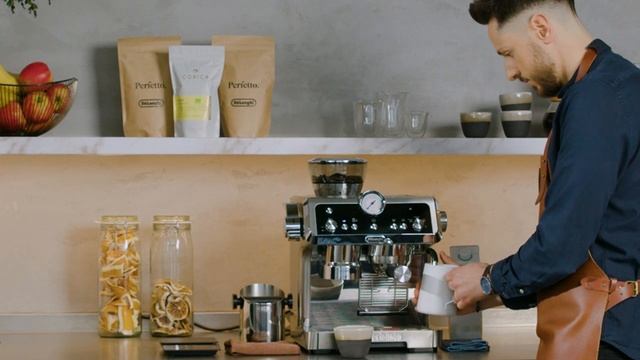 De'Longhi Barista Workshop - La Specialista Prestigio: LatteArt смотреть онлайн