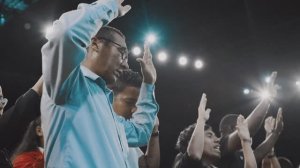 ХРИСТОС ВОСКРЕС!  - поёт Белла Березина - слова Андрея Лукашина