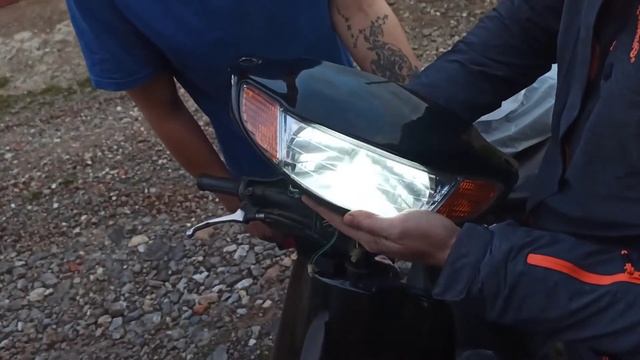 Усановка диодной лампы Honda Dio AF-34 смотреть онлайн