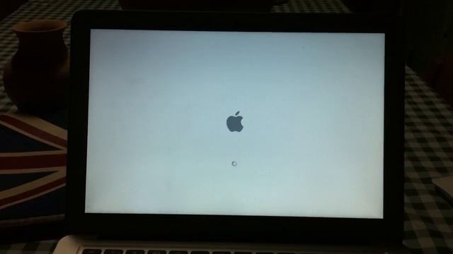 BOOT MACBOOK AIR 2010! IMPRESSIONANTE