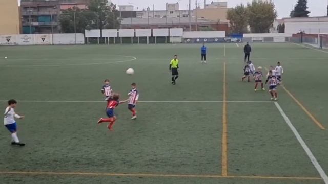 Premia de Mar 4x3 Vilassar de Mar - Luca marca o gol da vitória - Prebenjamin 2021 смотреть онлайн