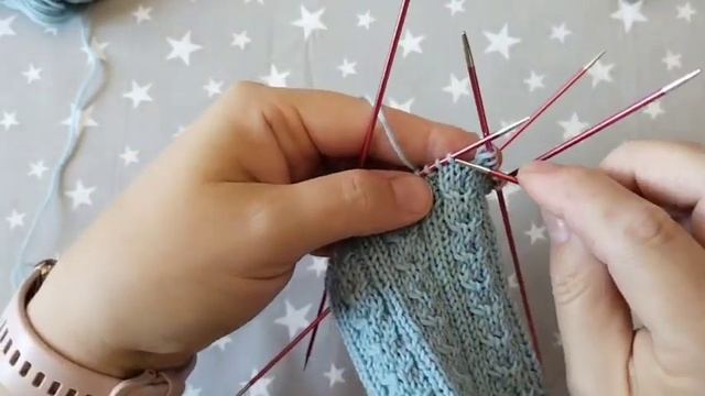 Узор для носков. Простой, красивый, вяжется на основе резинки. смотреть онлайн