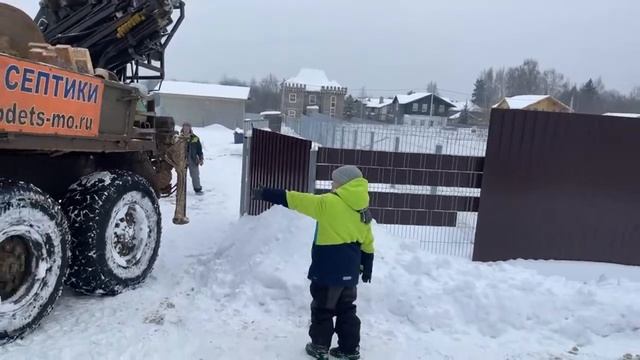 Углубление колодца машиной смотреть онлайн