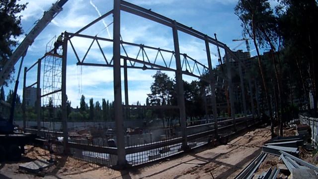Монтаж фермы длинной 36м. 14 07 2014