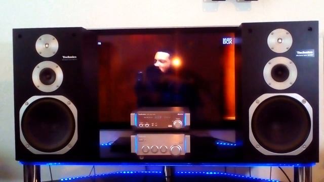 Мини Центр Technics ST-HD55 Акустика Technics SB-3030