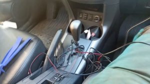 RAV4  -  установка регистратора