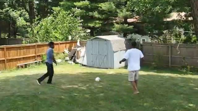 Backyard Football Soccer Tricks смотреть онлайн
