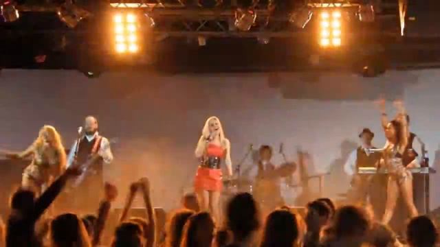 Adele в исполнении классной группы смотреть онлайн