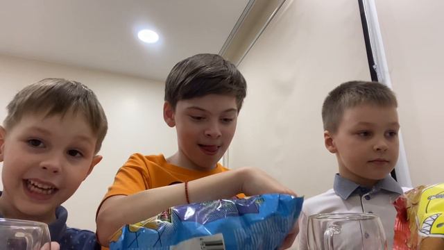 ОБЗОР НА ВСЮ ПРОДУКЦИЮ LAVA LAVA ! ( Чипсы , Напитки , Кукурузные палочки ) @A4a4a4a4 смотреть онлайн