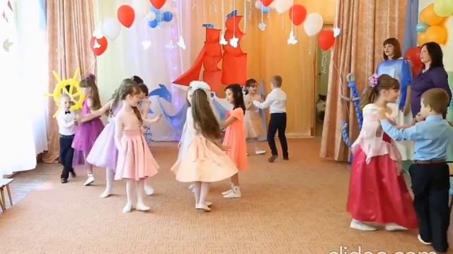 Выпускной вальс в детском саду. Вальс "тройками". смотреть онлайн