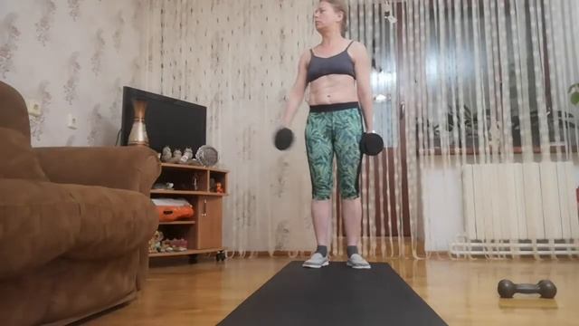 Тренировка с гантелями на верхнюю, часть тела смотреть онлайн