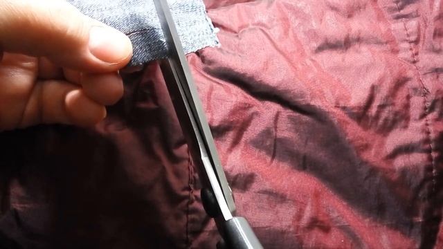 ДЫРКА В КУРТКЕ. КАК ЗАШИТЬ (заделать без шитья). Лайфхак смотреть онлайн