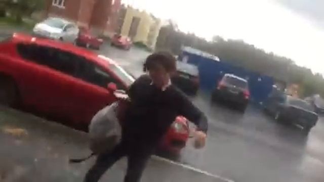 Миша танцует под дождём !!!!!!!!!!!!!!!!! смотреть онлайн