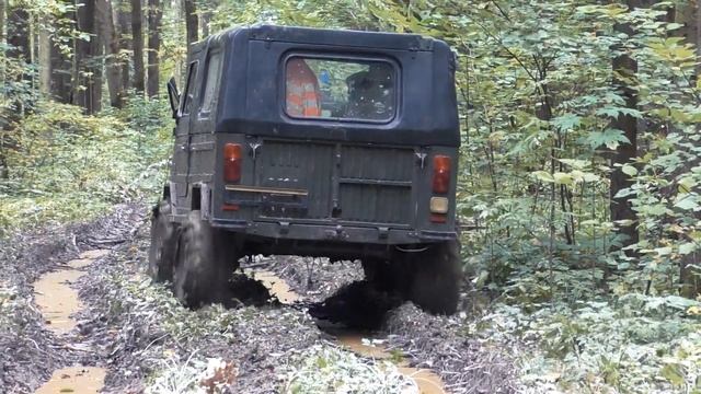 Подготовленный ЛуАЗ-969 на жестком бездорожье!!! Едем на делянку!!!