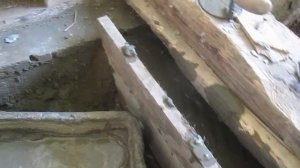 Заливка фундамента под стареньким домиком самостоятельно