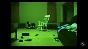 Жуть???(видео качающийся стул)