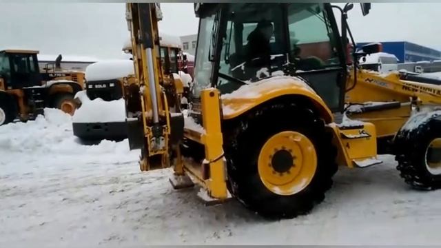 Экскаватор-погрузчик New Holland B90B б/у (2016 г., 2170 м.ч.) (с кондиционером) смотреть онлайн