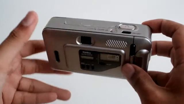 Konica A4 Big Mini Compact Film Camera // How to load film смотреть онлайн