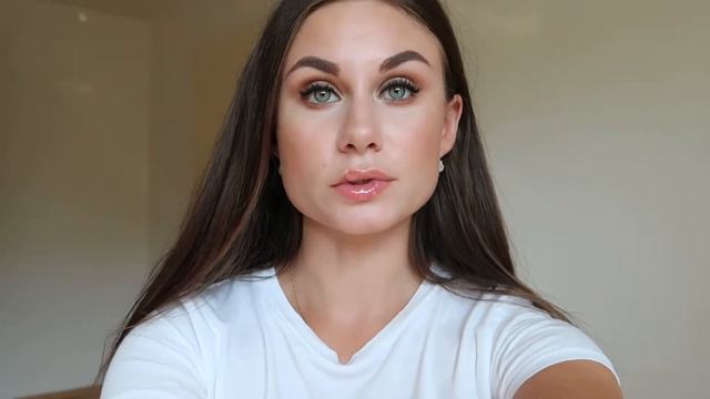 ESSENCE Be You Tiful Eyeshadow Palette+ СВОТЧИ и МАКИЯЖ смотреть онлайн