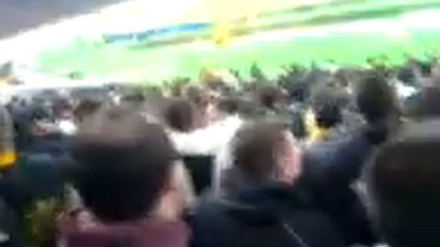 aek-gauros ti tsimpouki itan auto смотреть онлайн