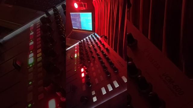 #Tech House mix by #Auddictive Vs Rekordbox vs vestax vcm 600 смотреть онлайн