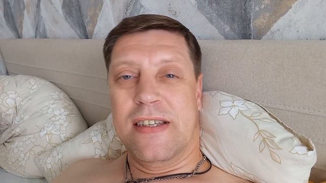 Как можно жить с такой... ?!?! смотреть онлайн