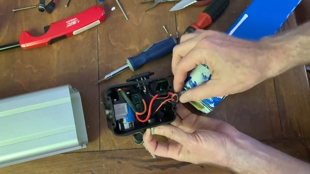 How To Replace The Battery On An Electric Bike Ebike смотреть онлайн