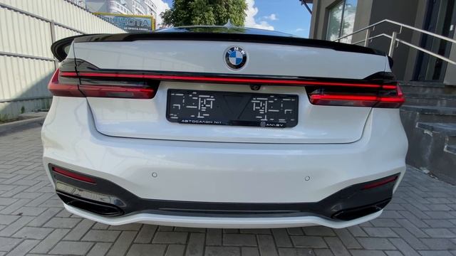BMW 7 series G11 2019 | 4K Walkthrough. Обзор авто БМВ 7 серии 2019 | Детали экстерьера и интерьера смотреть онлайн