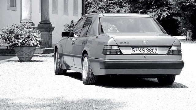 10 faktów: Mercedes-Benz W124 - #94 TOP10 смотреть онлайн