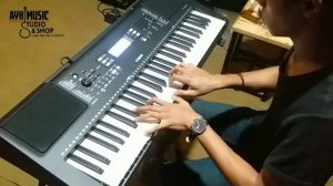 unboxing Yamaha psr e373