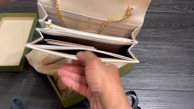 UNBOXING GUCCI-Jackie 1961 chain wallet (My birthday gift from my childhood besti Marlene 🥰) смотреть онлайн