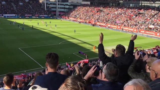 FC Utrecht 3-2 Feyenoord - FC Utrecht 95th minute winner! смотреть онлайн