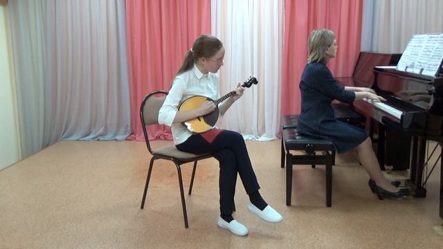 Желонкина Антонина. IV гр. Соло (домра) И. Бах - Сицилиана, Э. Григ - Норвежский танец смотреть онлайн