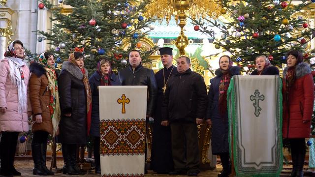 Українська колядка "О, свята Марія - мати" у виконанні церковного хору села Велика Лінина. смотреть онлайн