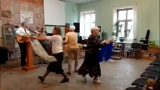 Танцевальное поклонение песня «Авину Малкейну» 01.10.2022г. смотреть онлайн