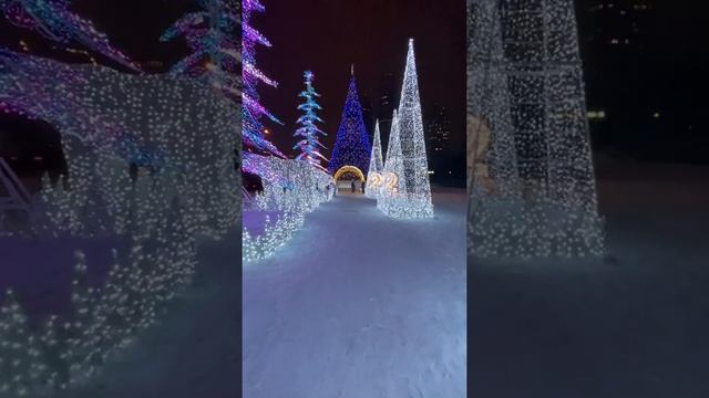 Jingle bell rock #зима2022 #новыйгод #елка #newyear #дедмороз #красиво #снег #newyear2022 #морозко смотреть онлайн