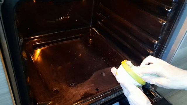 Как отмыть духовку от жира и нагара без моющих средств смотреть онлайн