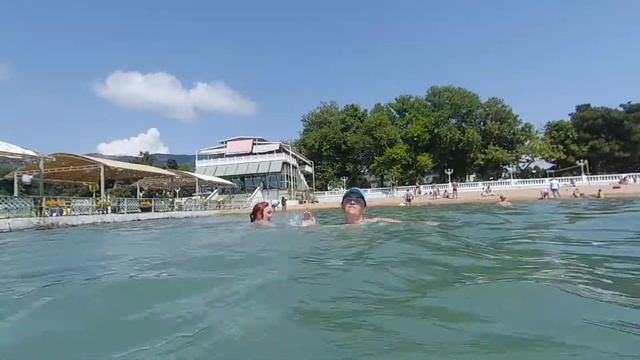 Геленджик , центральный пляж смотреть онлайн