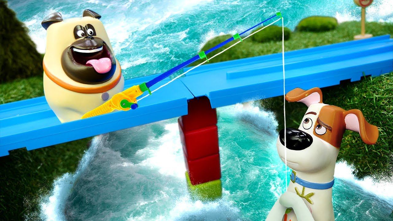 Funny Pets Toys' adventures - Funny video with toys. смотреть онлайн