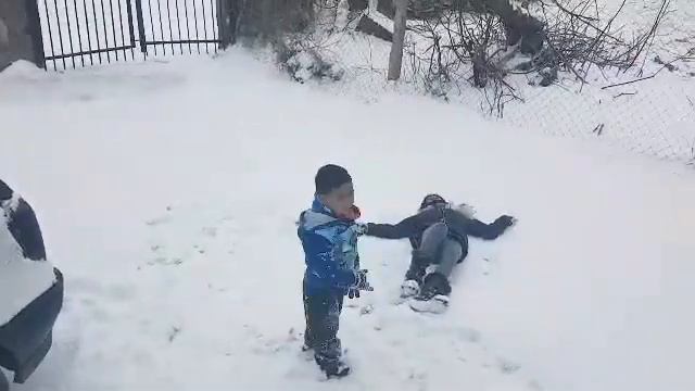 Джони Джони ес папа смотреть онлайн