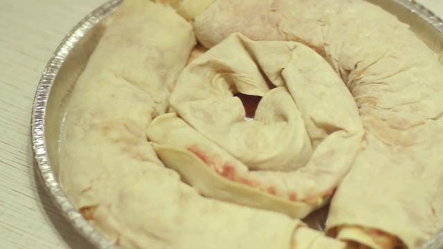 оОчень вкусный мясной пирог! (хот-дог в лаваше :) смотреть онлайн