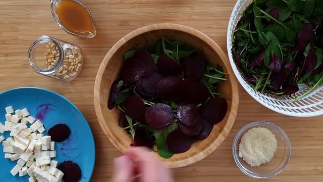 Быстрый салат с варёной свёклой и брынзой смотреть онлайн