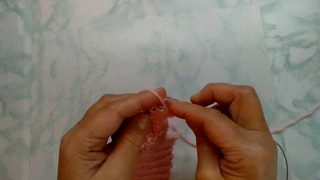 Вяжем спицами ажурный берет. смотреть онлайн