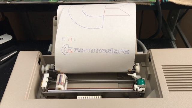 Commodore 1520 Plotter Demonstration смотреть онлайн