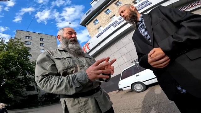1. Потеряевка, июль 2022. Выезд из дома. Встречи. Посадка на поезд в Подстепный (Москва - Барнаул) смотреть онлайн